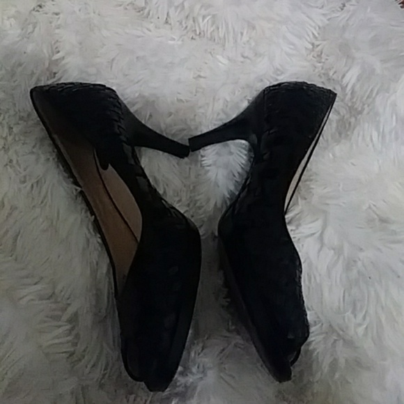 Cole Haan heels - Picture 3 of 8