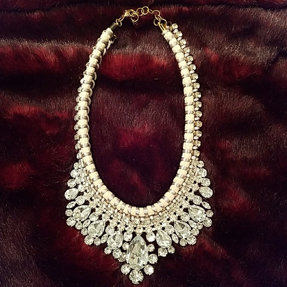 Henri Bendel gorgeous jewel rope necklace