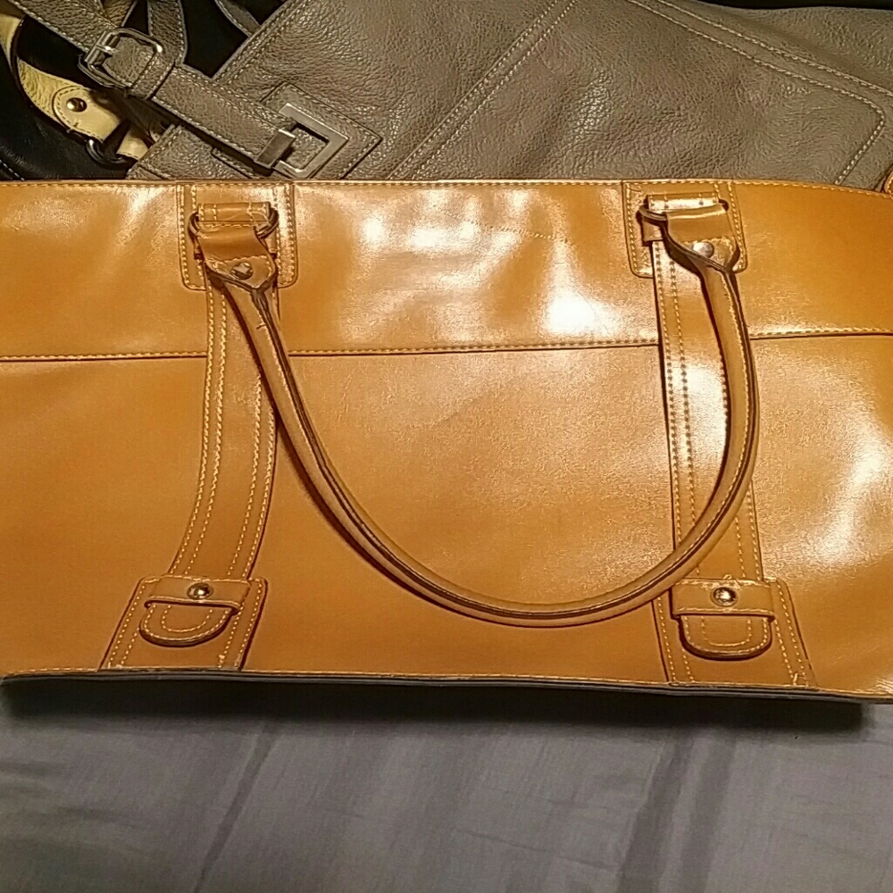 Basic Light Brown Tote