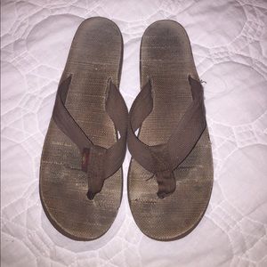 Super cute rainbows! Comfy and versatile!