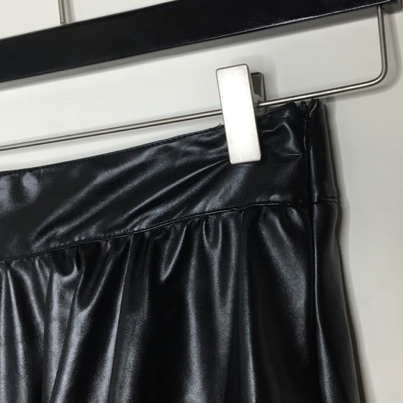 SOLD - Picture 4 of 4