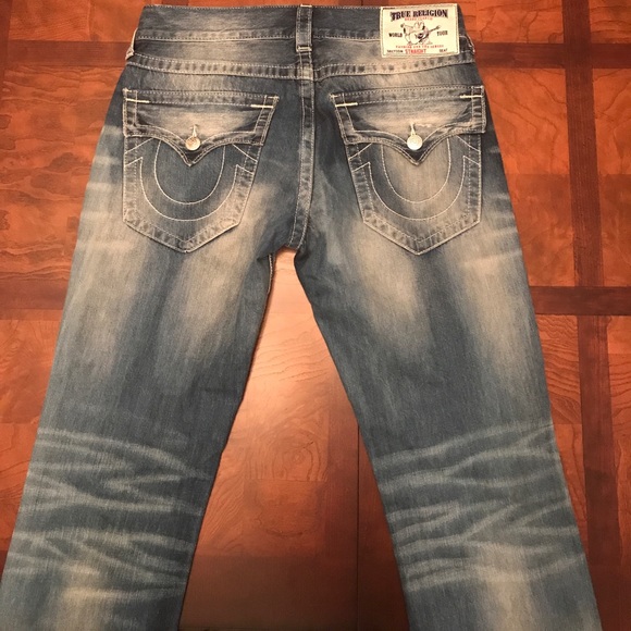 DESIGNER TRUE RELIGION JEANS !!!!