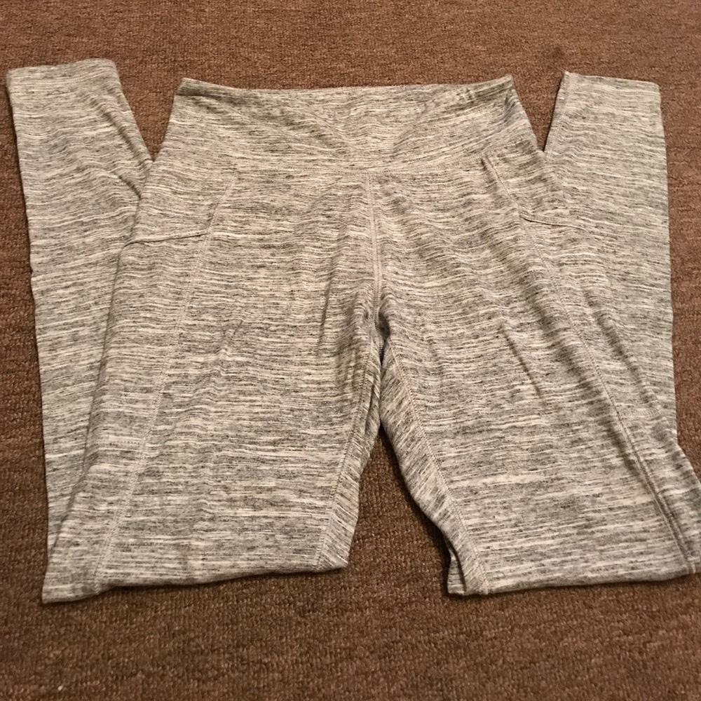 LIVE LOVE DREAM Women's Medium Leggings