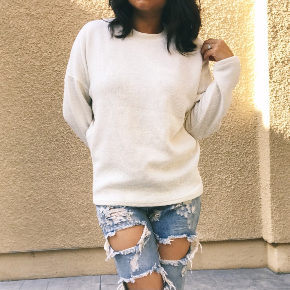 Cream Crew Neck Long Sleeve Sweatshirt / Pullover