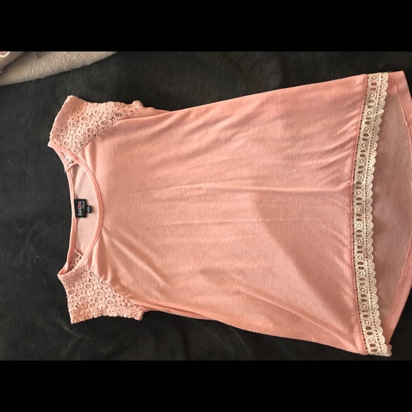 Other - Lace accent shirt