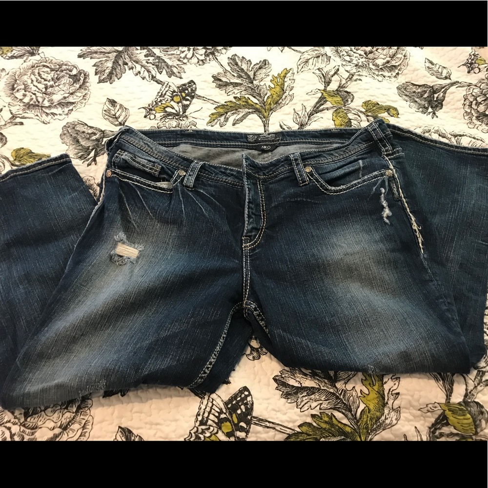 Silver Aiko capri
