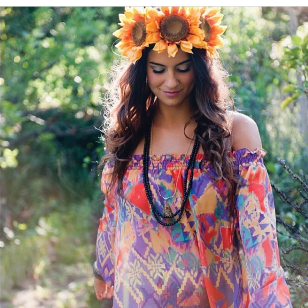 Show Me Your Mumu off the shoulder top