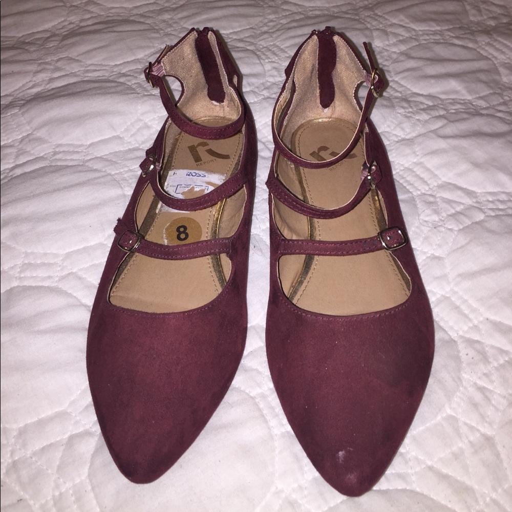 Cute strappy flats! Maroon color that is so in!