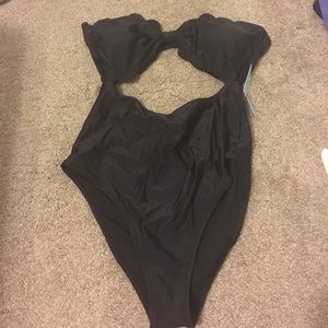 Black cut out bathing suit