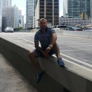 Meet your Posher, Jon