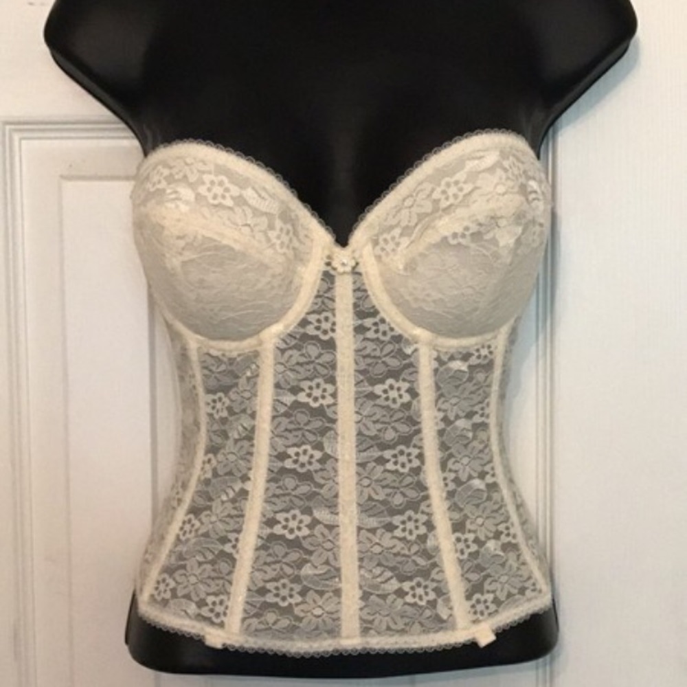 Lacy Cream Bustier