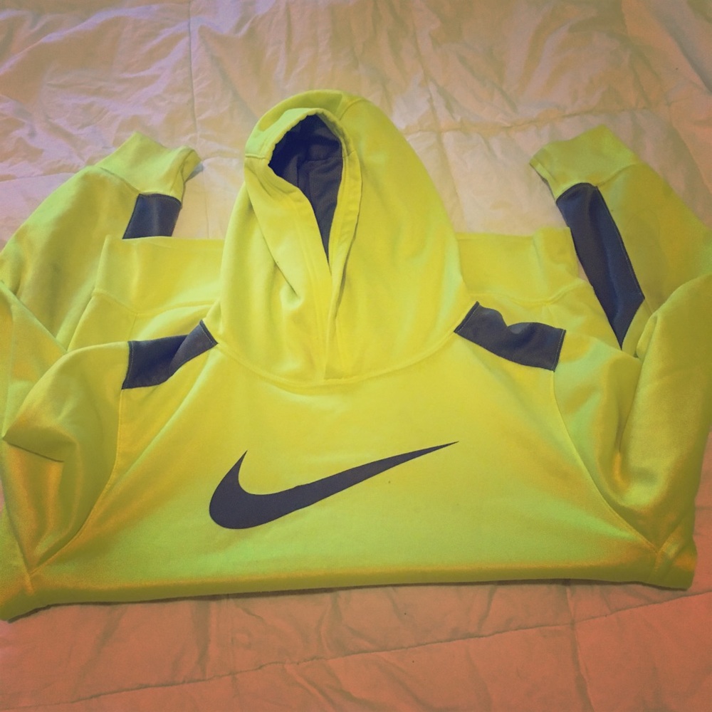 NIKE Boys Therma-fit Training Hoodie