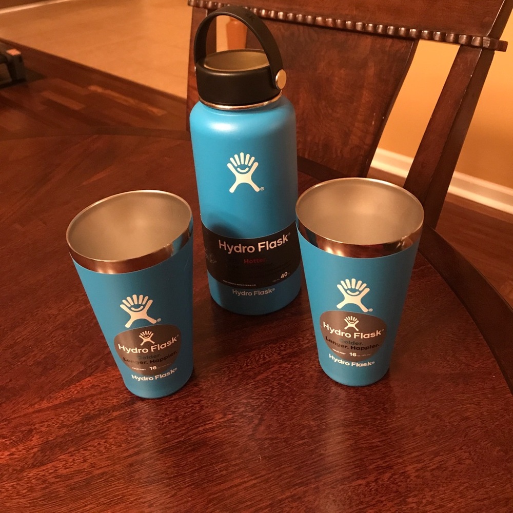 Hydro Flask Bottle and cup set