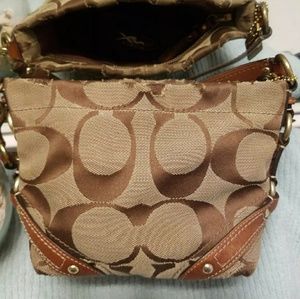 Coach classic Khaki & brown "C" logo