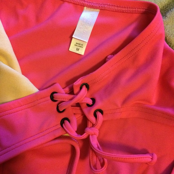 VS Swimsuit bikini bottoms - Picture 2 of 4