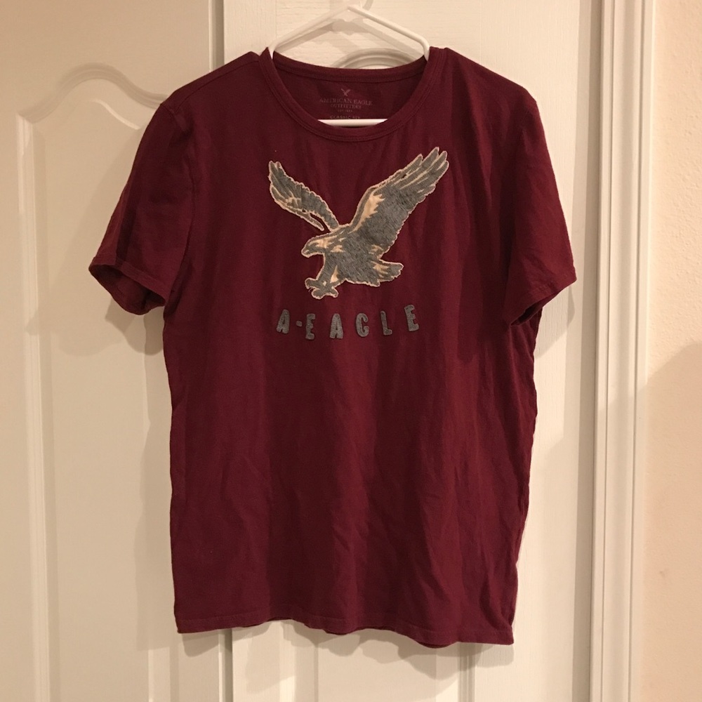 AMERICAN EAGLE men's medium classic fit tshirt