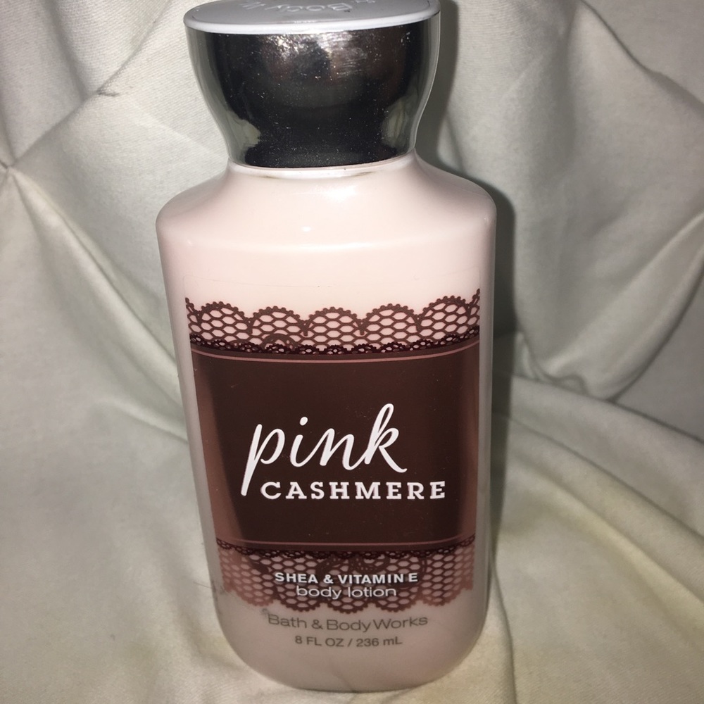 Pink cashmere lotion