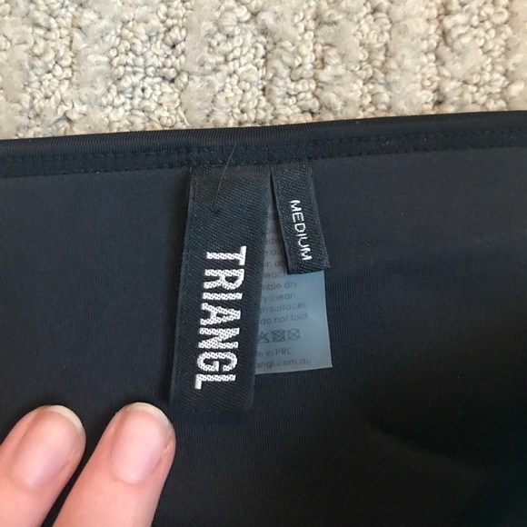 TRIANGL® POPPY SUMMER SORBET - TOP - S 
BOTTOM - M - Picture 3 of 6