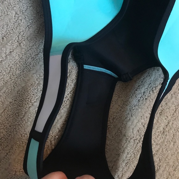 TRIANGL® POPPY SUMMER SORBET - TOP - S 
BOTTOM - M - Picture 6 of 6