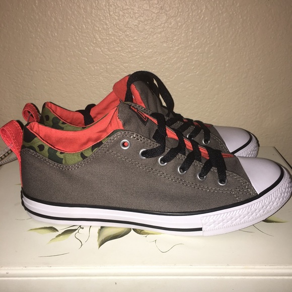 ❌SOLD❌NWOT CONVERSE ALL STAR UNISEX CHUCKS - Picture 3 of 5