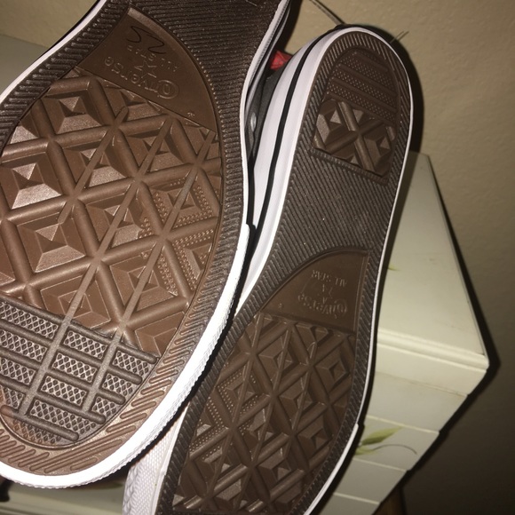 ❌SOLD❌NWOT CONVERSE ALL STAR UNISEX CHUCKS - Picture 5 of 5