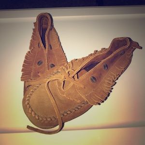 Mocs