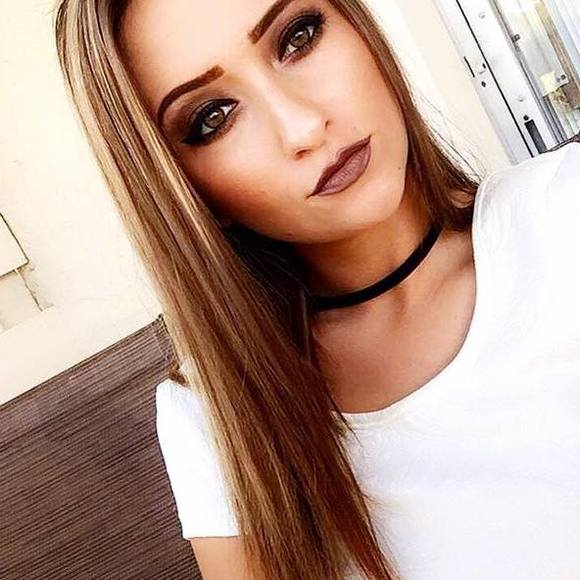 Meet your Posher, Brooke - Picture 1 of 1