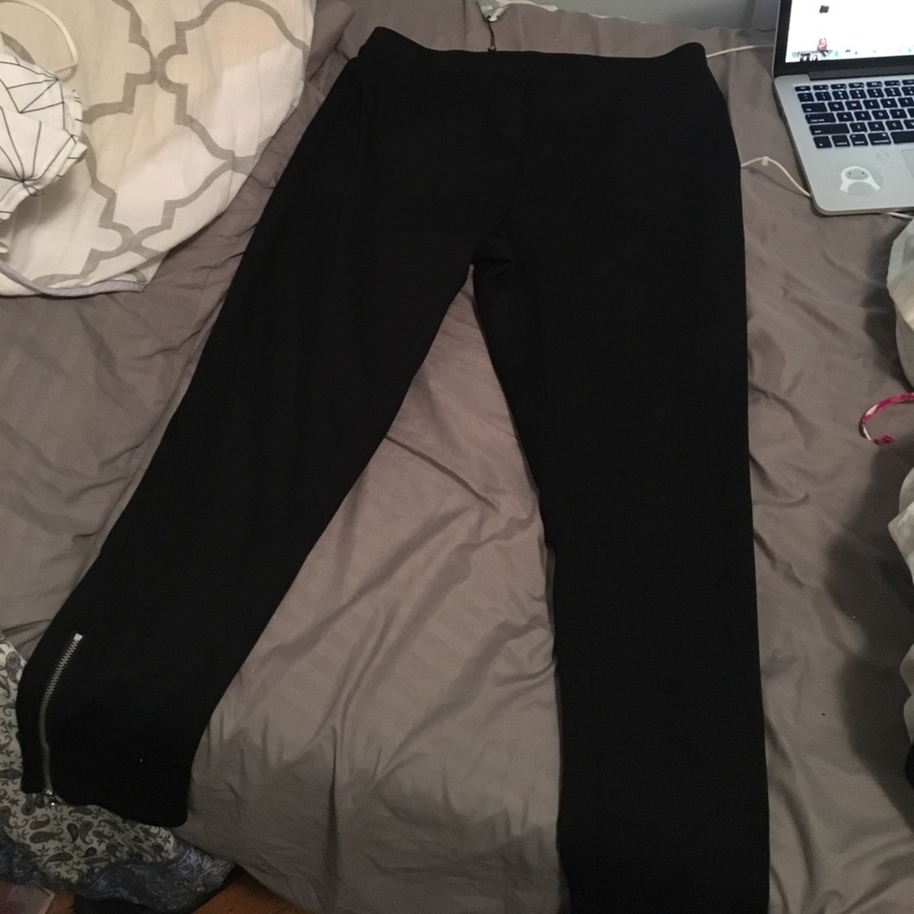 Missguided black leggings