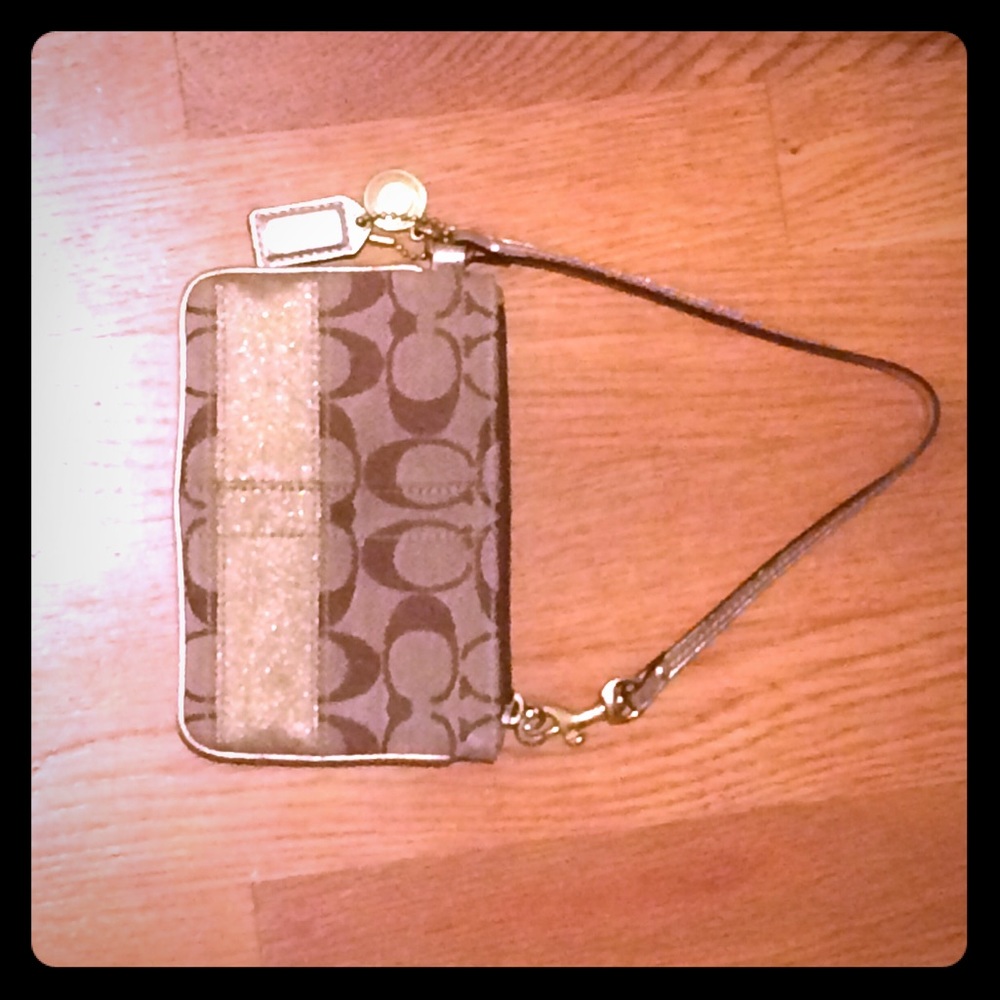 Wristlet
