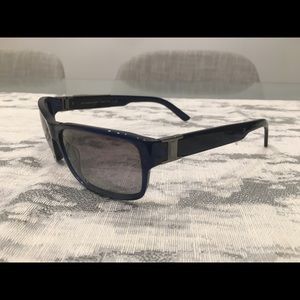 BURBERRY Sunglasses