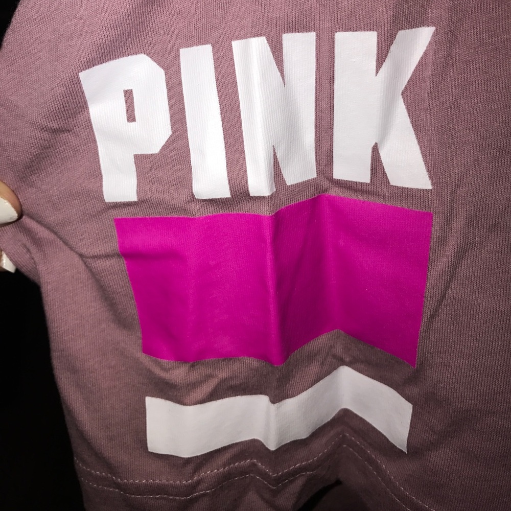 New w/tag Pink VS Shirt