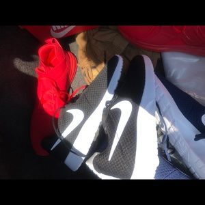 Brand new Nike tanjun sneakers