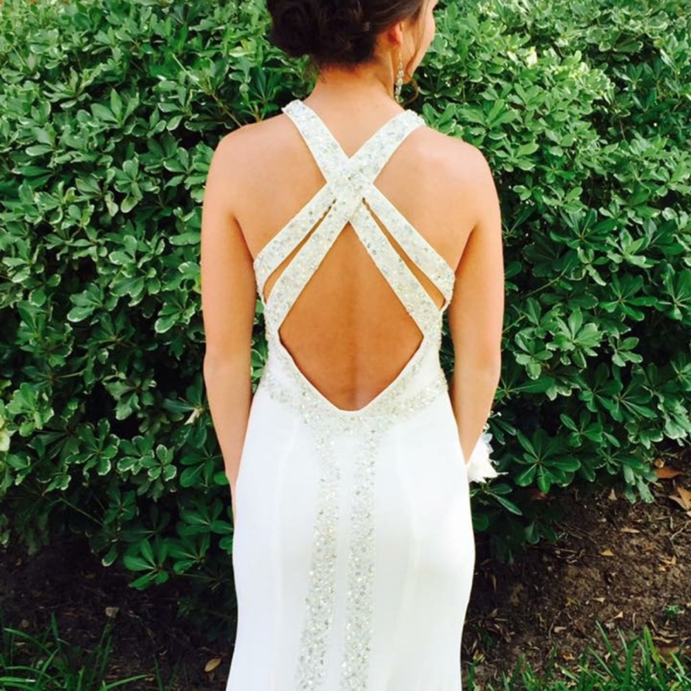 Dress - Picture 2 of 2