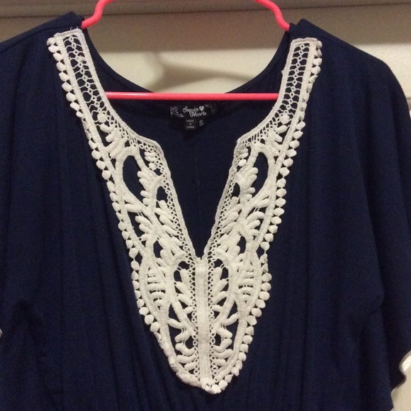 Navy dress with flowy sleeves - Picture 2 of 4