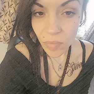 Meet your Posher, Suzy