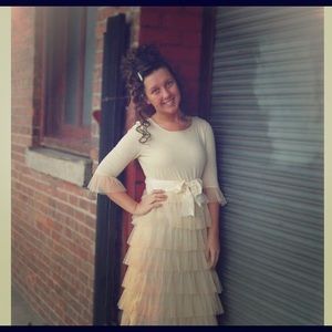 🔥sale!! Dainty Jewell Dream Dress in Cream xl