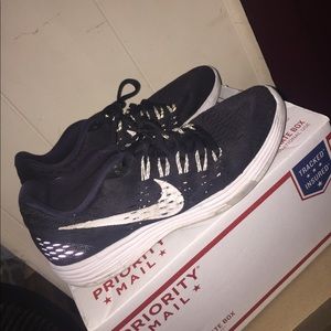 Black and white Nike shoes