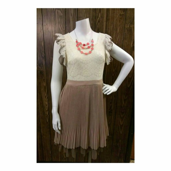 Areve Dresses & Skirts - A'reve Lace Pleated Ivory/Brown Summer dress sz S