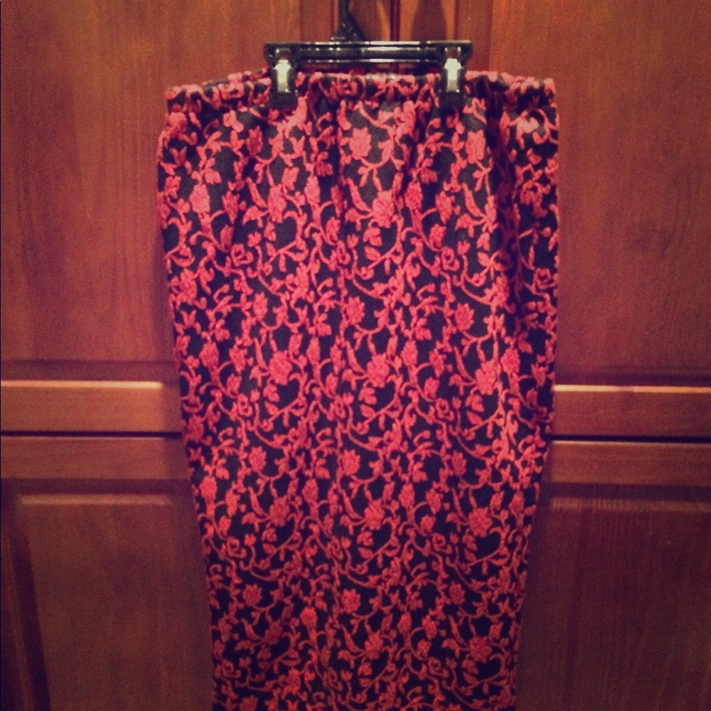 🔥sale!! Red/Black pencil skirt