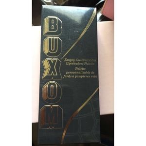 Buxom empty customizable palette