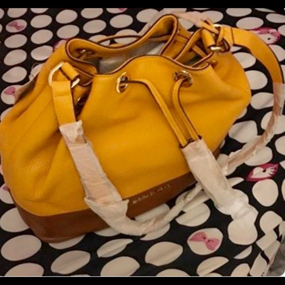 Michael Kors purse
