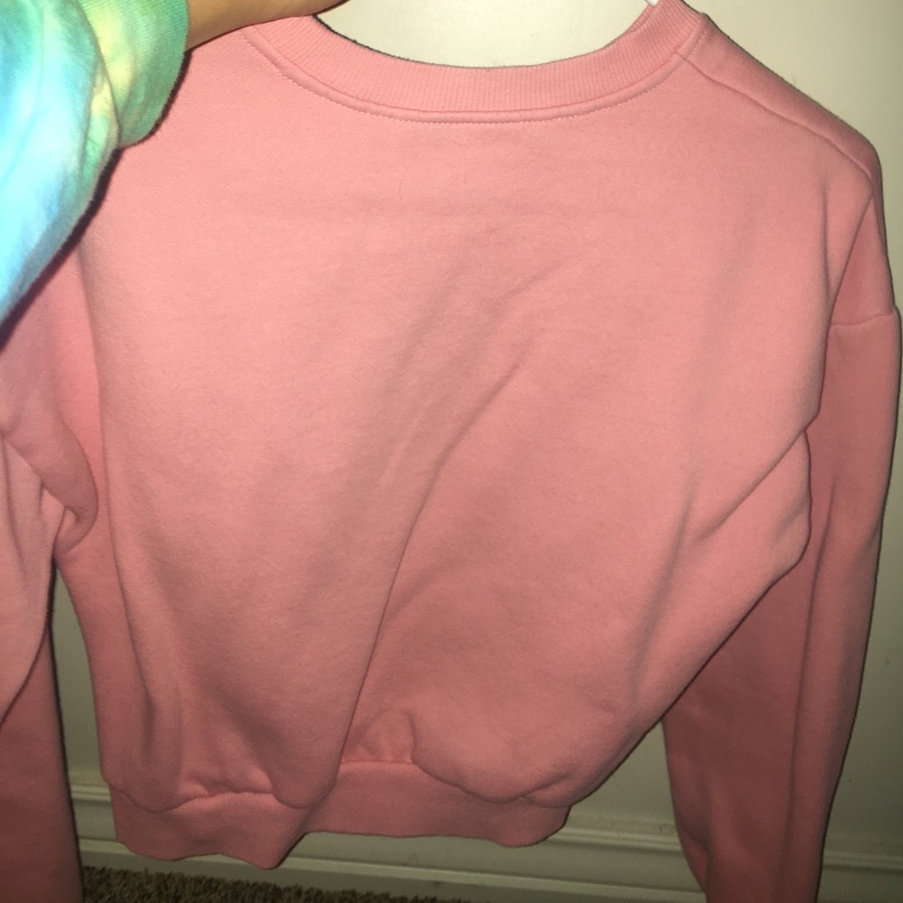 sweatshirt