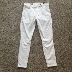 NWT Gap White Skinny Jeans