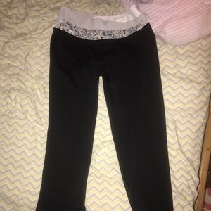 Lululemon yoga pants