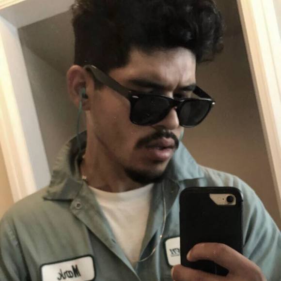 Meet your Posher, Mark - Picture 1 of 1