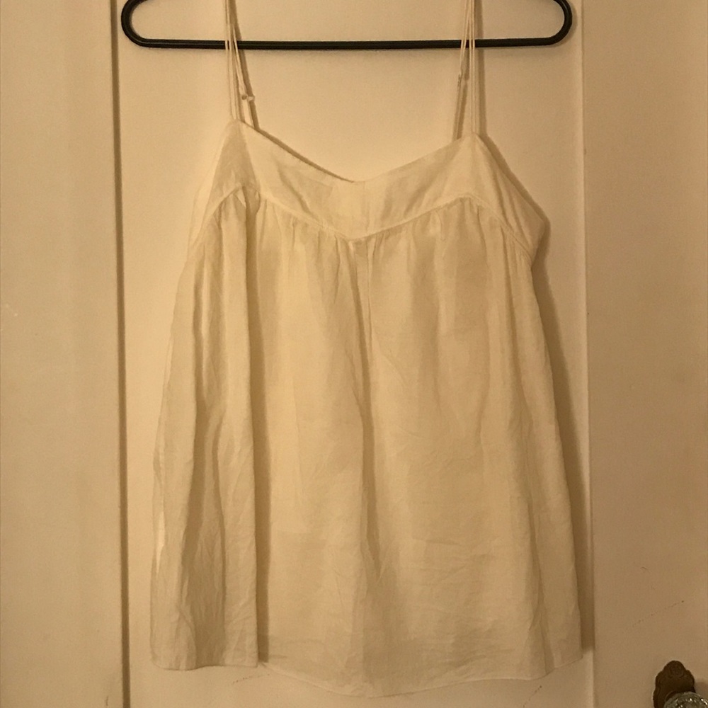Abercrombie cream blouse ❤️ Bundle 3 for $25 ❤️
