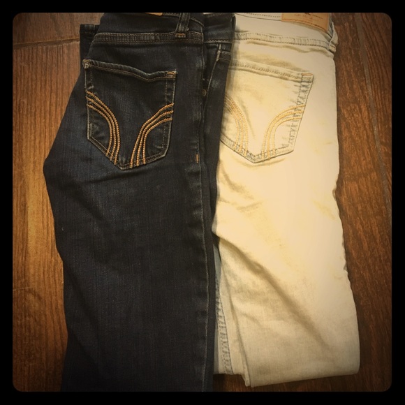 Hollister Denim - MAKE AN OFFER‼️Bundle of 2 pair Hollister Jeans 00