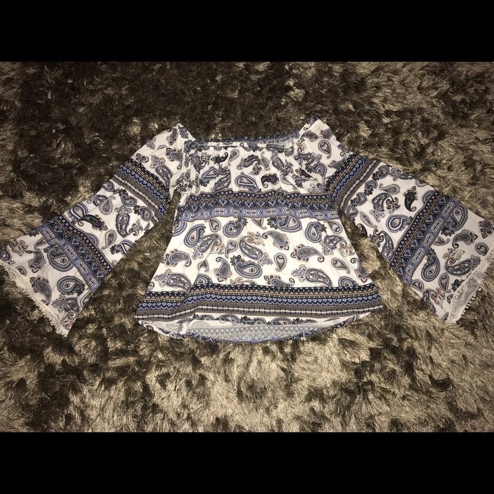 Contemporary top