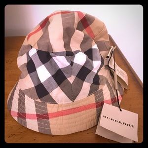 NWT baby/toddler Burberry hat
