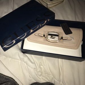 Guess wallet